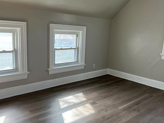 4th image of 3609 Dawson Ave