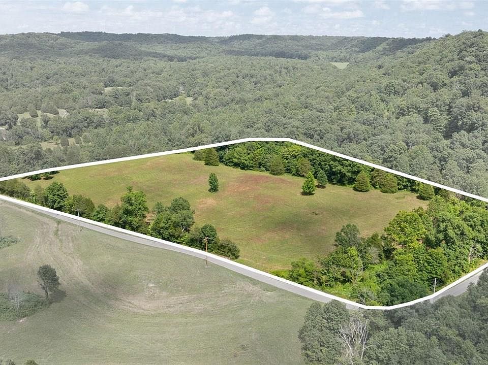 1st image of 328 Dug Hill Rd