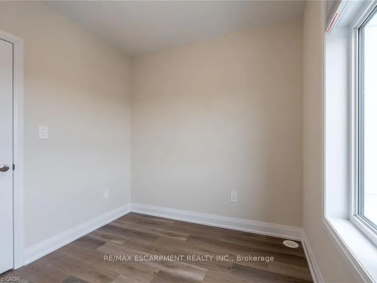1585 Rose Way #119 — Photo 14