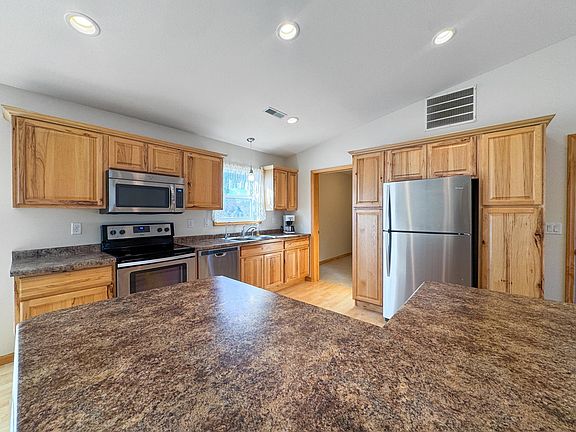 4th image of 5348 Sullivan Dr NW