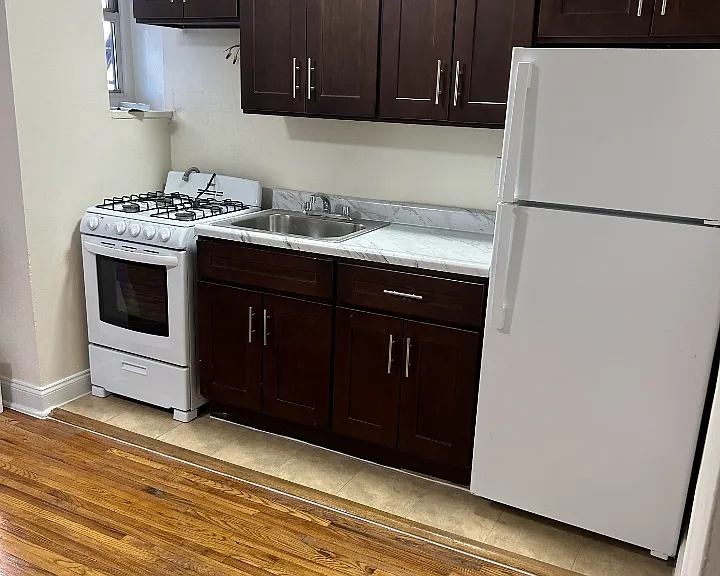 621 Avenue Z #5G — Photo 1