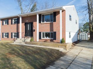 1427 Hallwood Rd, Baltimore, MD 21228