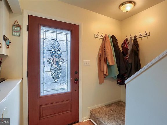 3rd image of 1715 English Dr