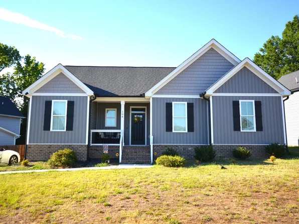 104 Averly Ct, Stem, NC 27581