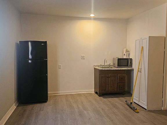 3rd image of 10149 E Avenue Q12