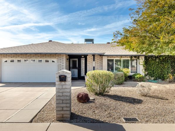 2030 E Magdalena Dr