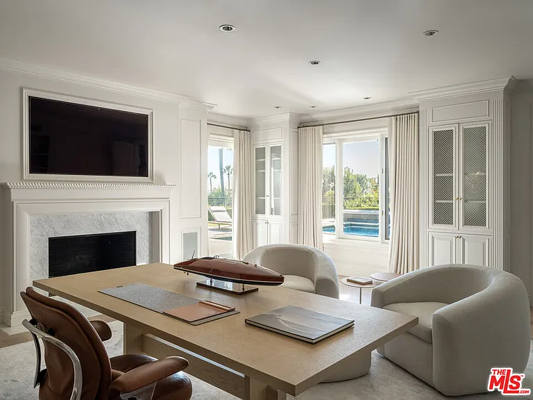 520 Stonewood Dr — Photo 10