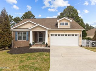 112 Lightwater Dr, Aberdeen, NC 28315