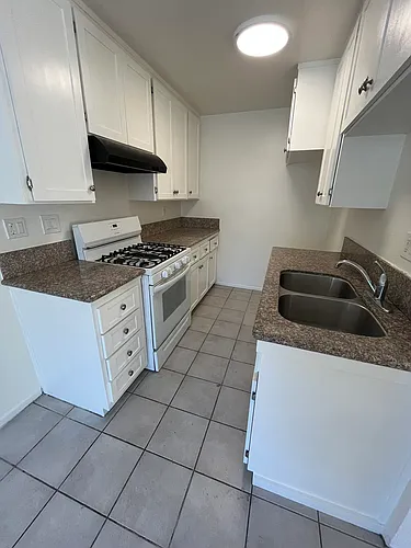 15824 Sherman Way #1 Photo 1 15824 Sherman Way #1 Photo 1