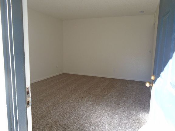 3rd image of 7808 N Laurelglen Blvd #A-d