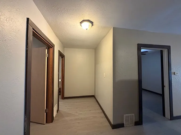 311 Main St — Photo 8