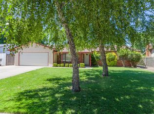 2936 Cove Point Ct, Redding, CA 96001
