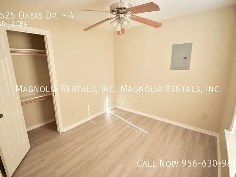 1525 Oasis Ave #4 — Photo 5