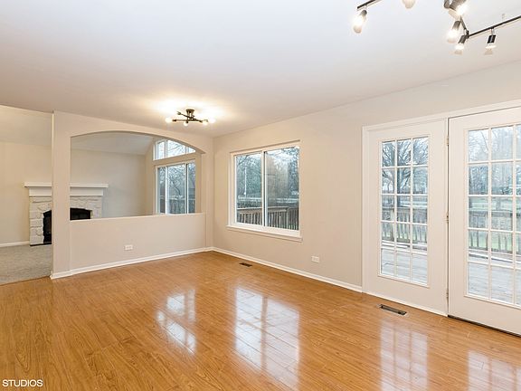 5th image of 4663 Rolling Hills Dr