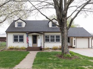 303 Bryan St, Holmen, WI 54636