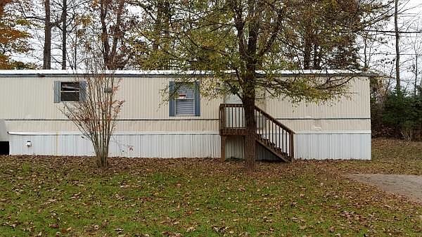 1st image of 107 Wisteria Dr