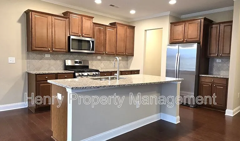 1005 Magnolia Leaf Ct — Photo 8