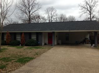 306 Elm St, Vidalia, LA 71373