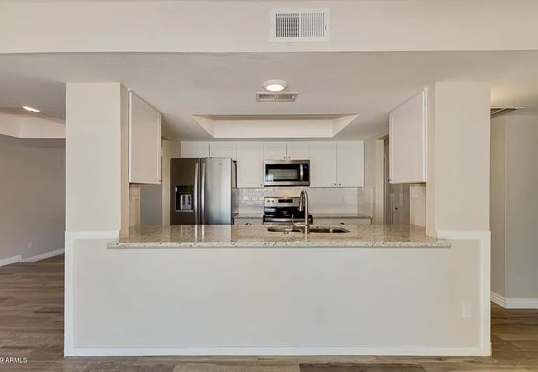 7142 S La Rosa Dr — Photo 11