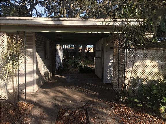 2nd image of 8913 N Tampa St