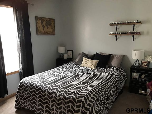 5th image of 1020 W Washington Ln