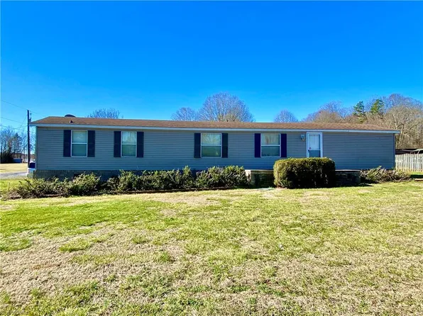 1290 Holshouser Rd, Rockwell, NC 28138