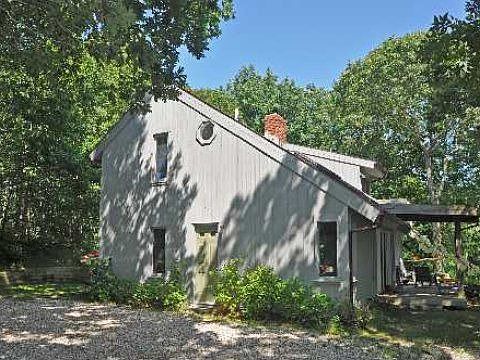 1st image of 40 Birch Dr