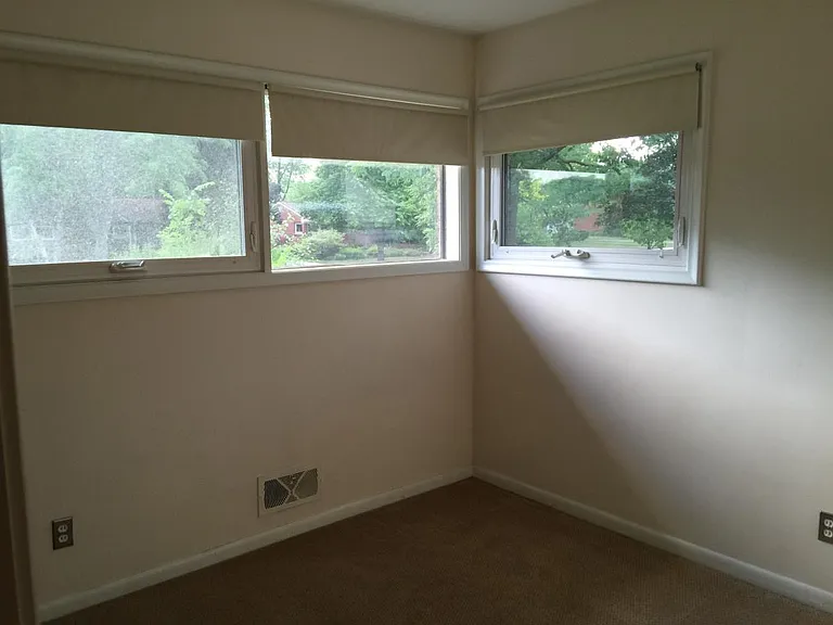 1517 Catalina Dr — Photo 7