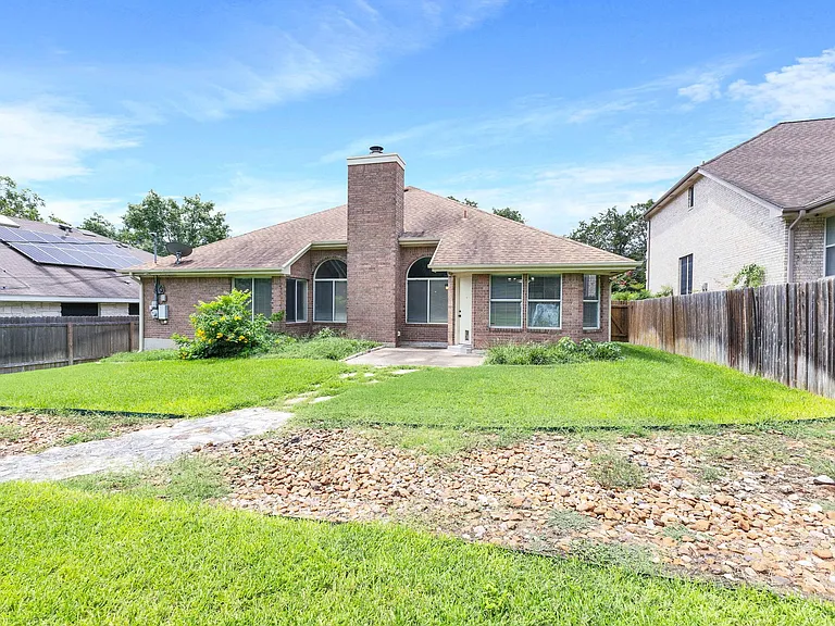 6412 Convict Hill Rd — Photo 26