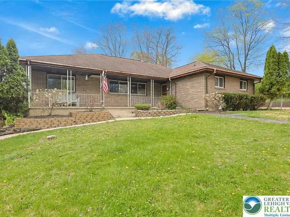 7 Ardmore Ave, Tamaqua, PA 18252