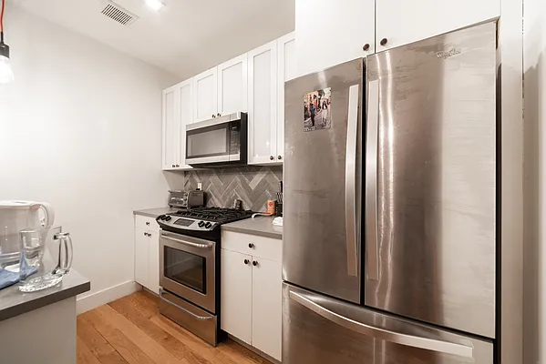 Rented by Goose Property Management LLC | media 15