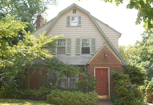 2nd image of 22 Huron Rd