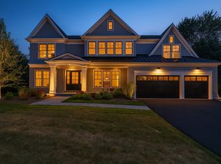 18 Sprague Rd, Wellesley, MA 02481