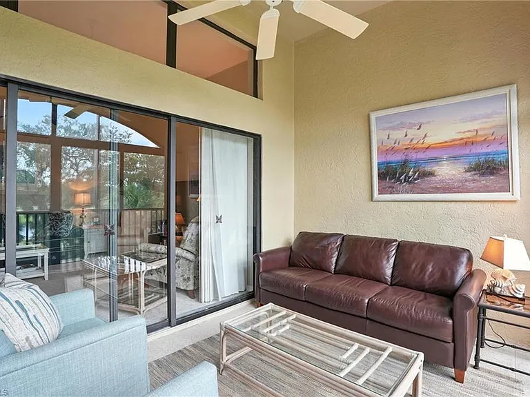 7032 Pelican Bay Blvd #E-304 — Photo 30