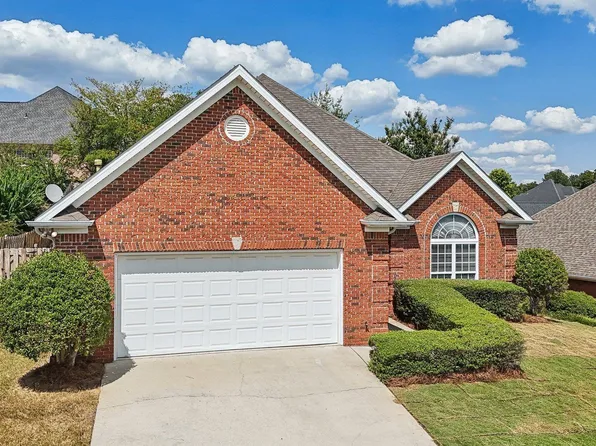 6391 Misty Ridge Dr, Birmingham, AL 35235