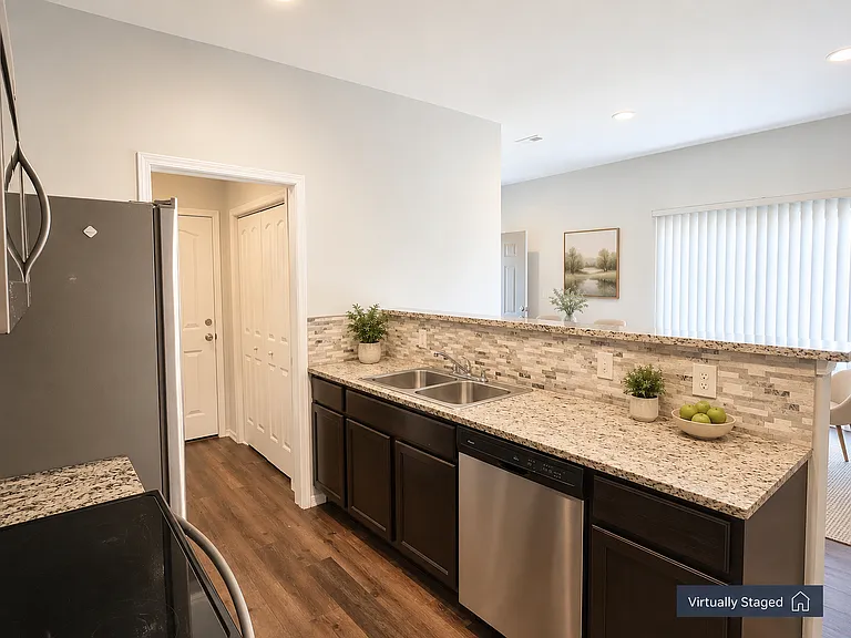 1802 S Bonn Ave — Photo 7