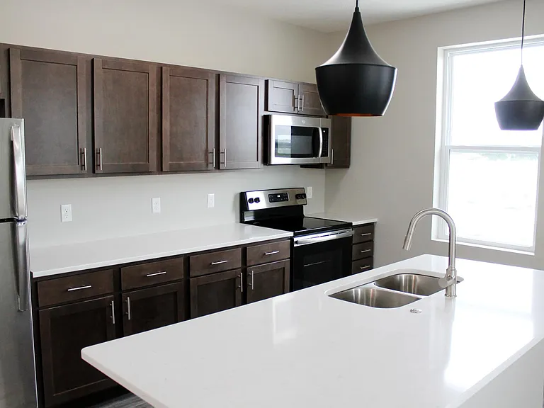 Prairie Heights Apartments — Photo 15