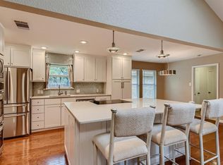 6811 Hitching Post Cir, Austin, TX 78749