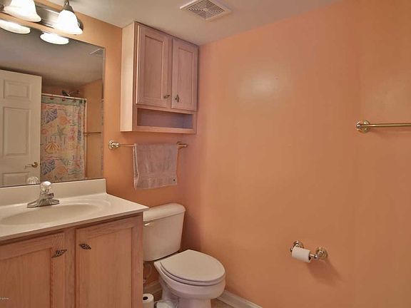 2nd image of 484 Jurich Ct
