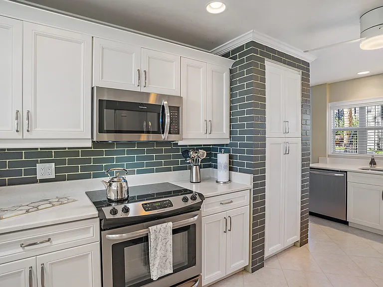 2383 Florinda St — Photo 35