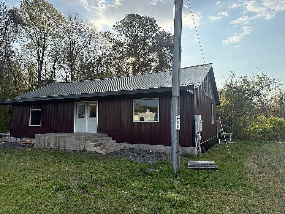 1st image of 54 Movie Hall Ln