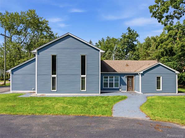 3700 Green Lake Rd