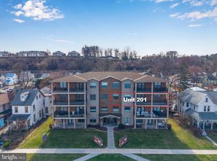 10 N Front St APT 201, Wormleysburg, PA