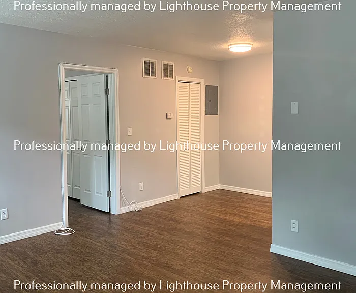 1466 Palm Ave #6 — Photo 5