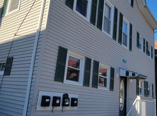 28 Barnaby St #1, Fall River, MA 02720
