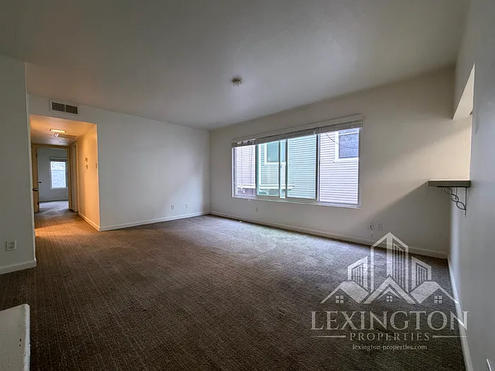 2325 I St #4 — Photo 5