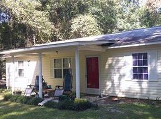 109 Pinegrove Cir, Soperton, GA 30457