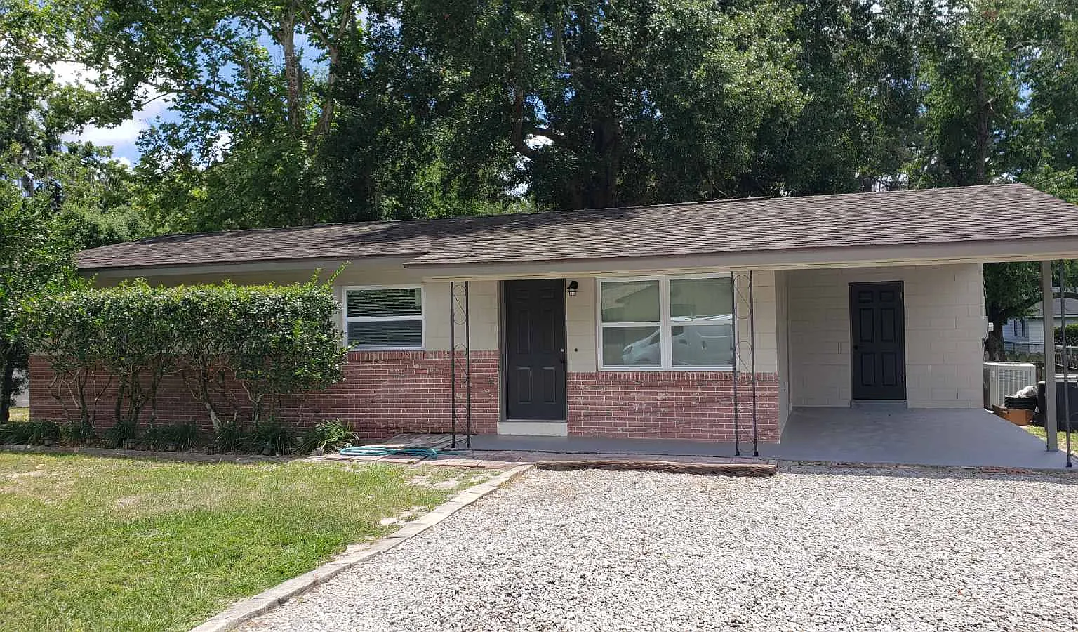 2 bed, 897 sqft, $2,000 — Photo 1