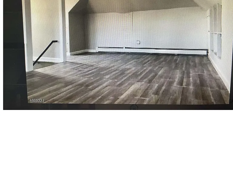 659 Jefferson Ave #2 — Photo 5