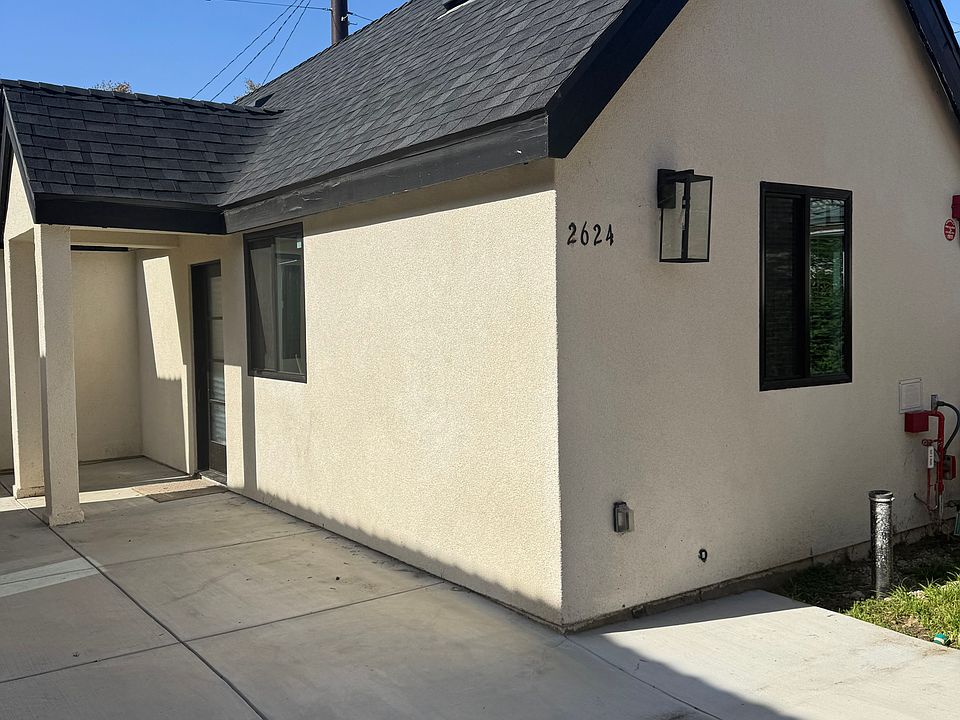 1st image of 2624 W Alhambra Rd